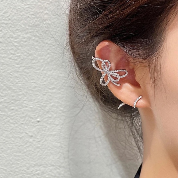 2 Piece Sparkling Bow Ear Cuff with Piercing Piece, Silver Bow, Dazzling Bow - Picture 1 of 5